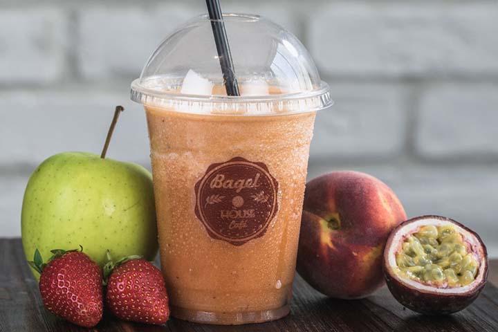 Reds: Love Passion - Bagel House Café