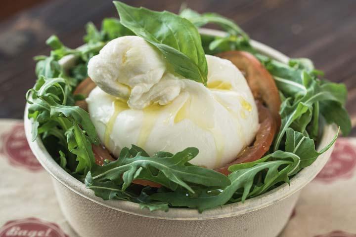 Tomato mozzarella salad - Bagel House Café