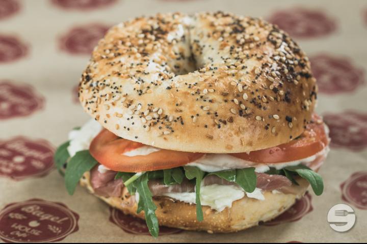 Tosca Bagel - Bagel House Café