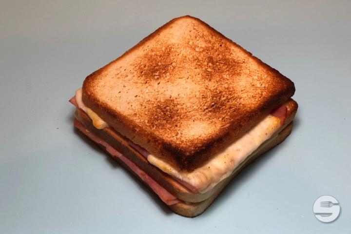 Croque-monsieur jambon fromage - La Maison du Sandwich (Cendrier)