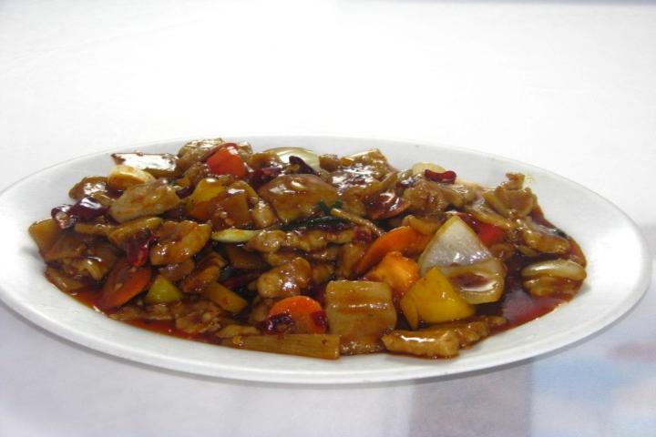 Spicy pork with vegetables - Le Shanghai