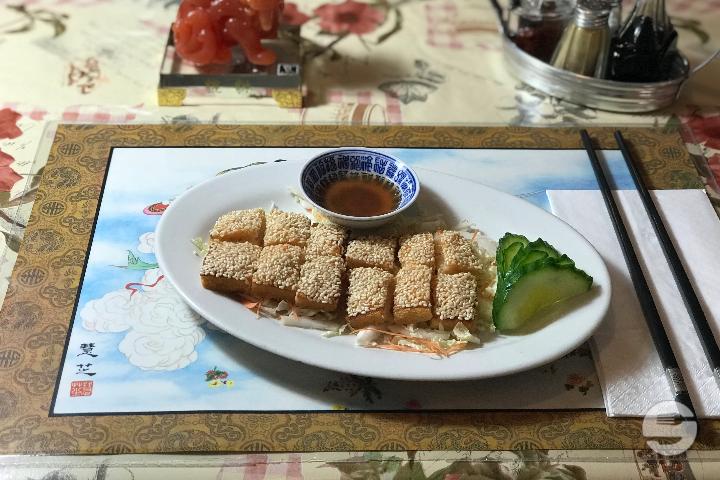 16. Fried Shrimp Toasts with Sesame Seeds - Le Shanghai