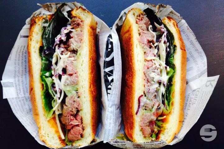 VEGGIE BARDOT - Potimarron confit gingembre avec mini salade - Street Gourmet