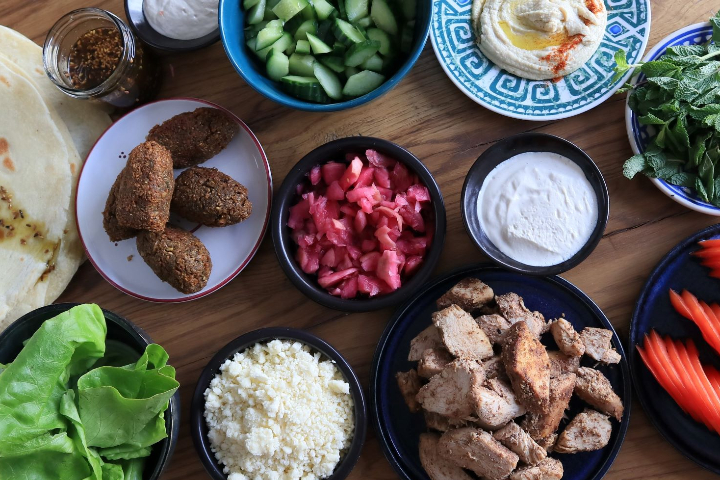 Family Lebanese Tray (4 to 5 pers) - Street Gourmet