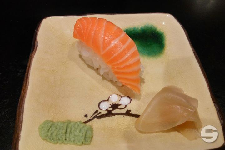 Nigiri Saumon - 2p - Yamori Izakaya