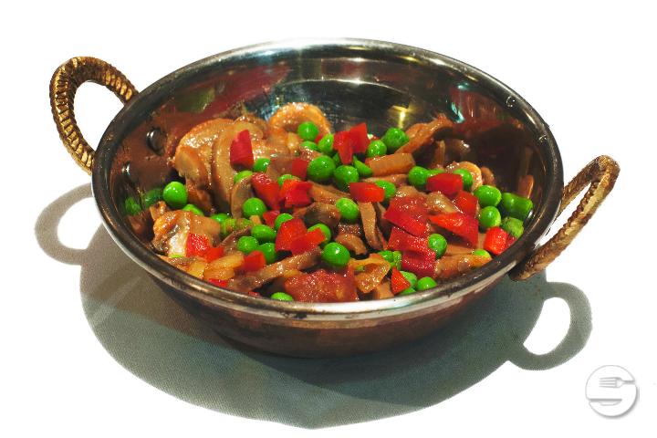 Matar Mushrooms - Chandigarh Tandoori