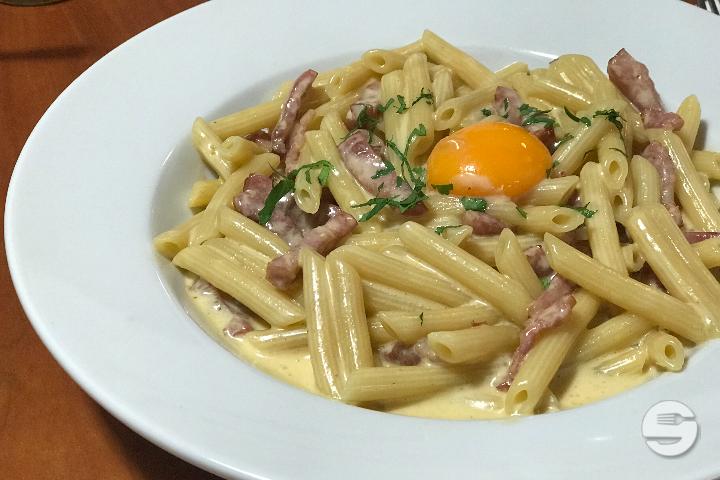 Penne Carbonara - La Nonna