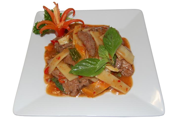 Bœuf sauté aux feuilles de basilic thaï - Jeck's place