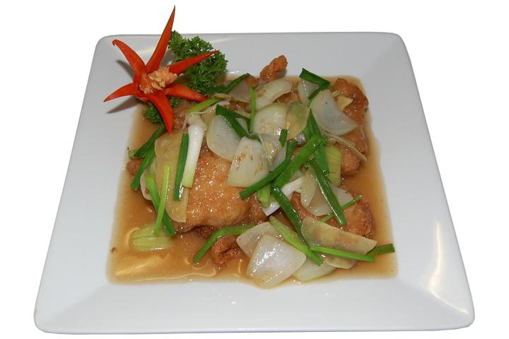 Fried fish with ginger and spring onions - Jeck's place