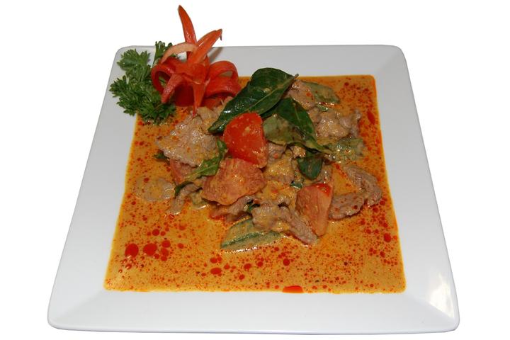 Bœuf sauté au curry rouge malais avec okra - Jeck's place
