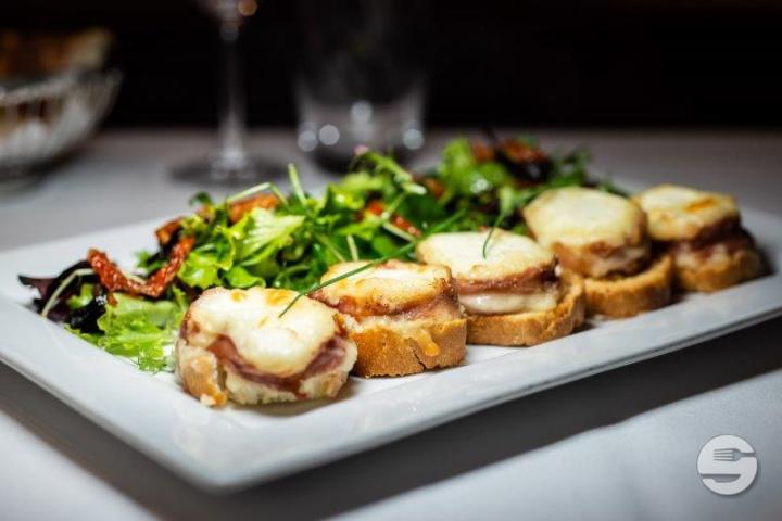 Salade de Chèvre Chaud - Café du Centre