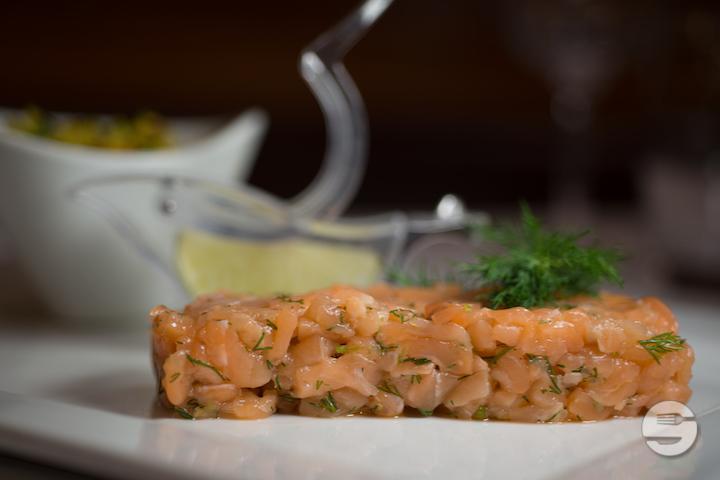 Salmon Tartar - Café du Centre