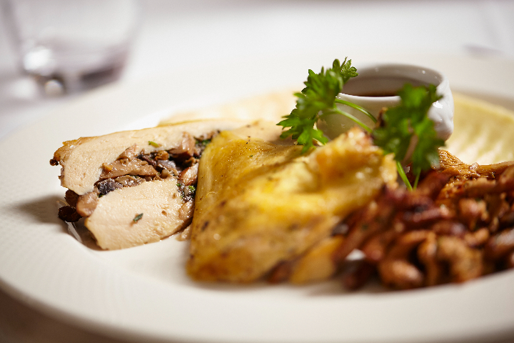 Corn Feed Chicken Breast - Café du Centre