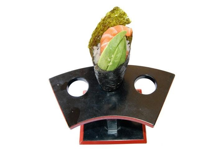 Salmon Avocado Temaki - Fujiyama