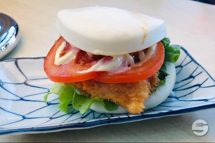Pain Gua Bao Poulet Pané - Fujiyama