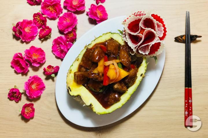 301. Porc croustillant à la Sauce Aigre-Douce - La Baguette d'Or