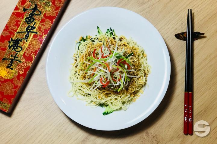 403. Sautéed Noodles with Vegetables - La Baguette d'Or