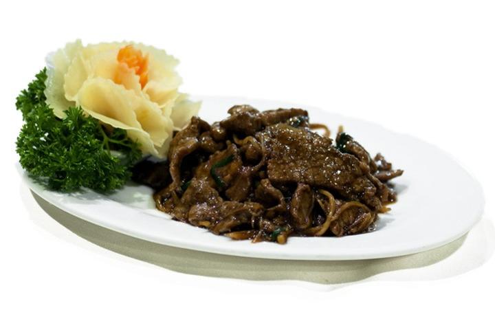 306. Beef with ginger - La Baguette d'Or