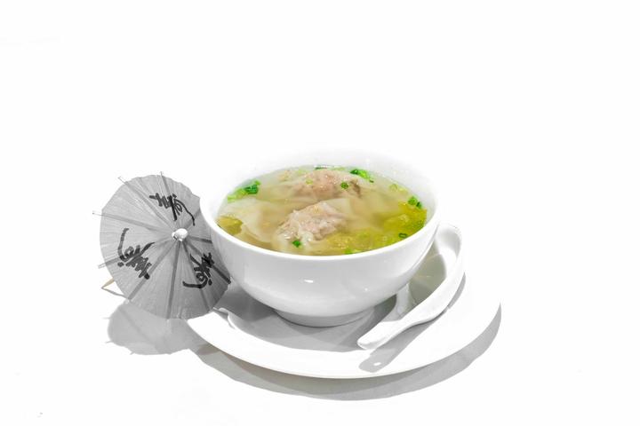 6. Chinese Dumpling Soup - La Baguette d'Or