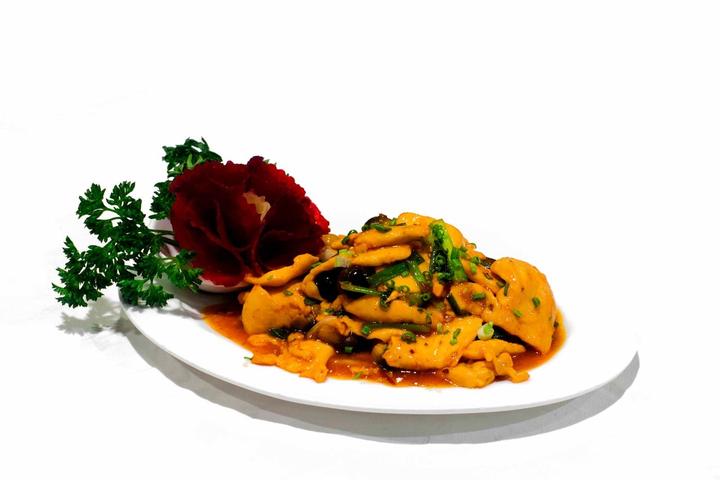 210. Chicken with bamboo shoots - La Baguette d'Or