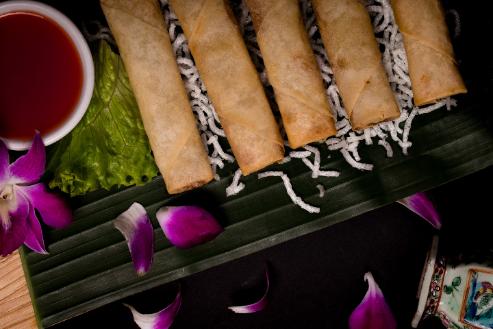 10. Mini Spring Rolls chicken - La Baguette d'Or