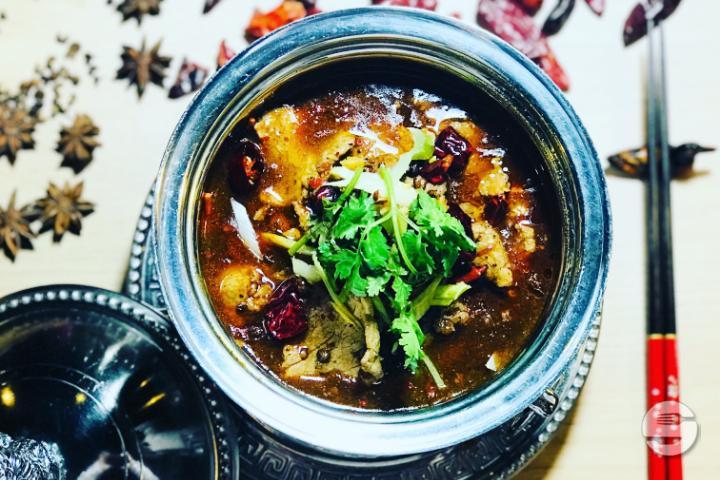 S22. Sichuan Minced Beef - La Baguette d'Or
