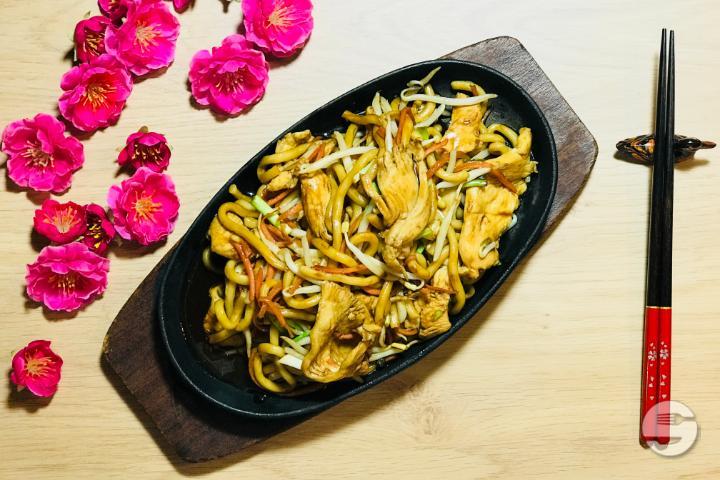 S19. Udon Sauté au Choix - La Baguette d'Or