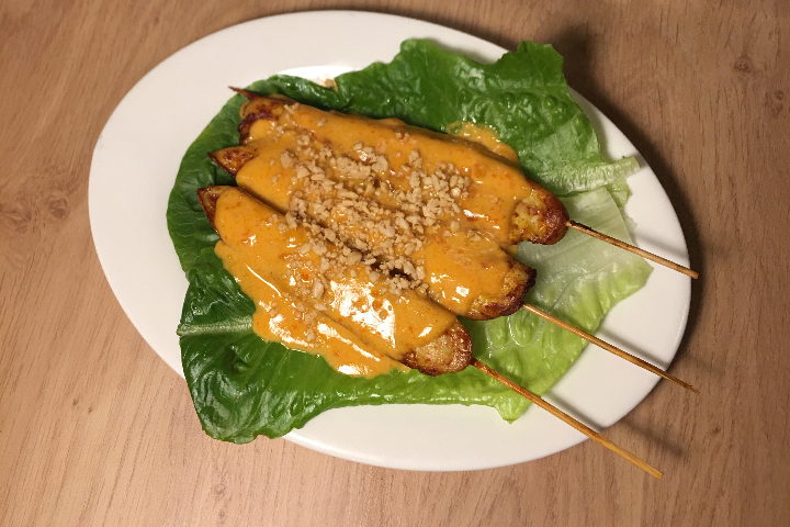 19. Brochette poulet sauce Satay - La Baguette d'Or