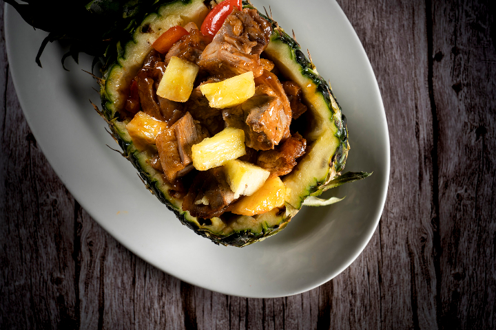 202. Duck in Sweet & Sour Sauce with Fresh Pineapple - La Baguette d'Or