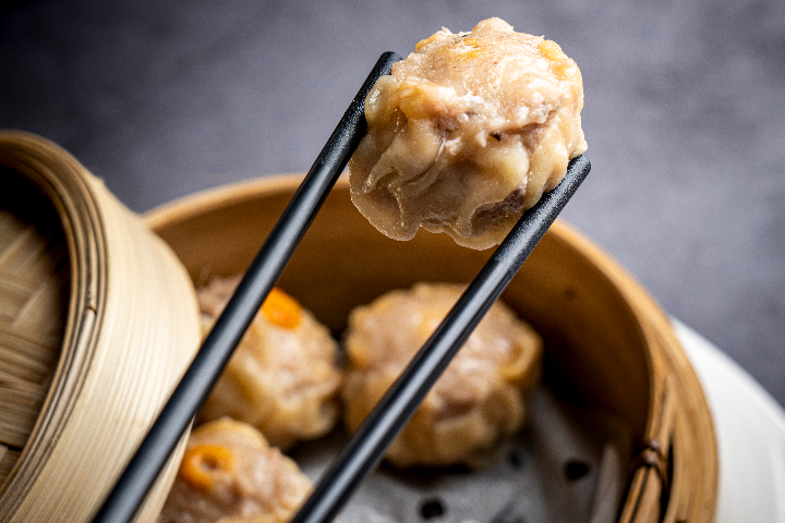 B1. Pork Ravioli, Siu Mai - La Baguette d'Or