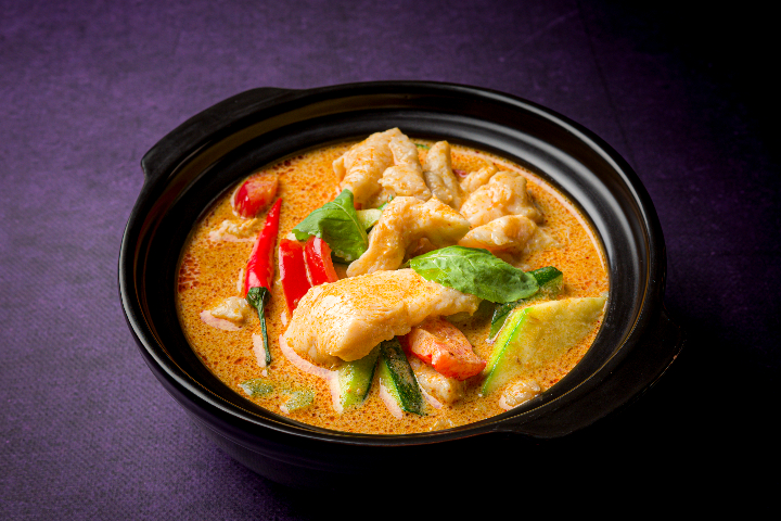 chicken red curry coco milk 红咖喱鸡 - La Baguette d'Or