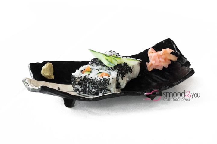 Salmon, cucumber and avocado California rolls - Ketori - Sushi Kasher