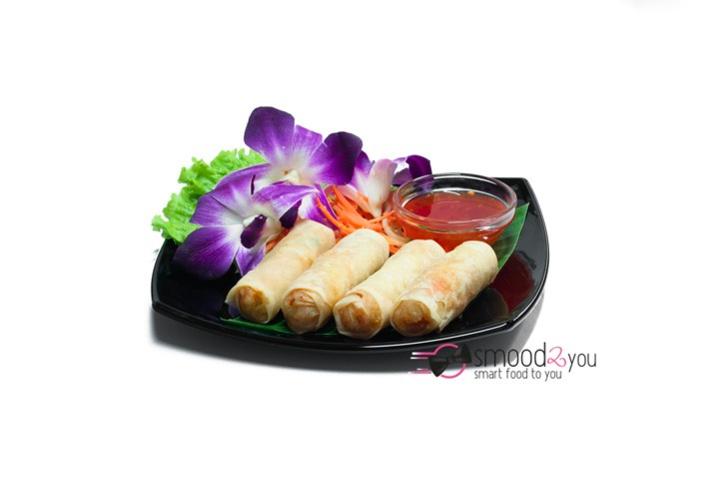 Chicken and basil spring rolls - Green Mango