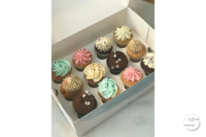 Box of 12 mini cupcakes - Cuppin's Cupcakes Genève