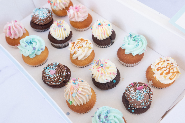 Box of 15 mini cupcakes - Cuppin's Cupcakes Genève