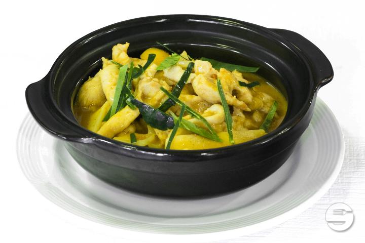 B04. Curry chicken - Jia Wei