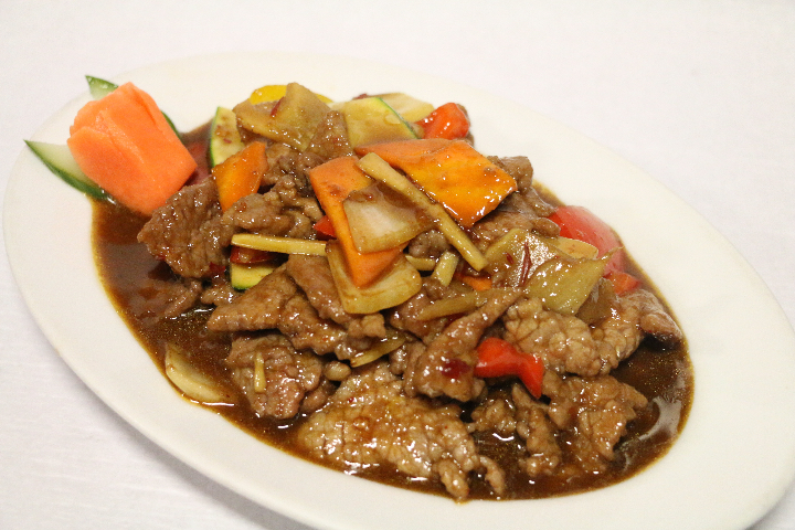 B17. Beef with Sichuan Sauce - Jia Wei