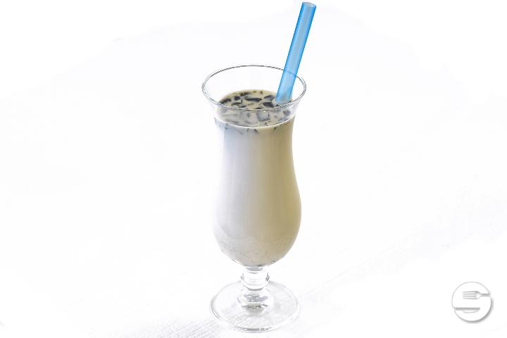 Tea with Milk and Black Jelly - Jia Wei