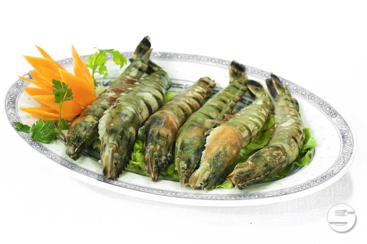 B33. Steamed shrimps with garlic - Jia Wei
