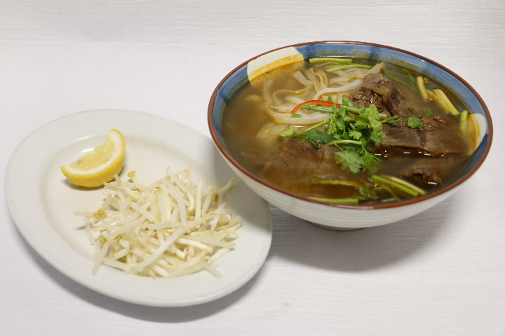 A08. Phô Soup - Jia Wei