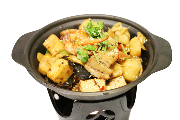 C18. Mixed Pot - Jia Wei