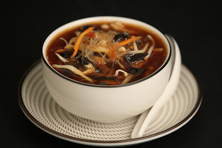 Spicy and sour soup - Le 33