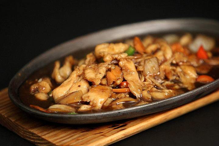 Mongolian style chicken - Le 33