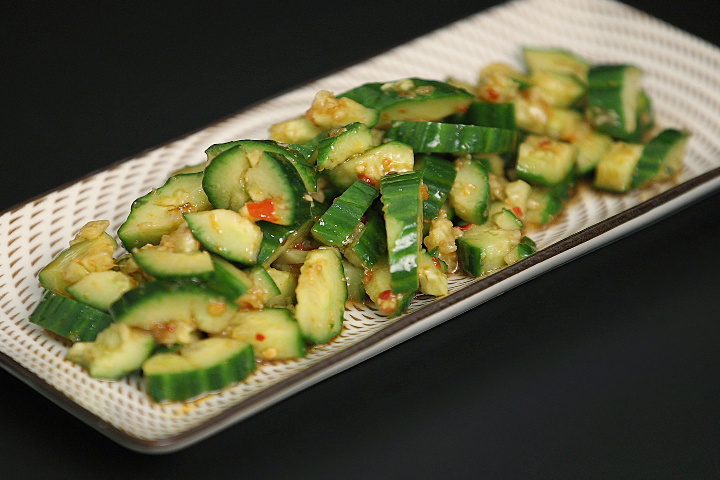 Cucumber with garlic - Le 33