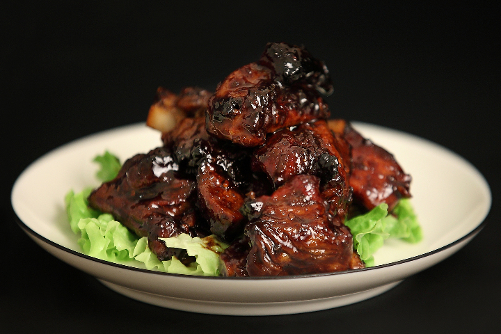 Lacquered pork ribs - Le 33