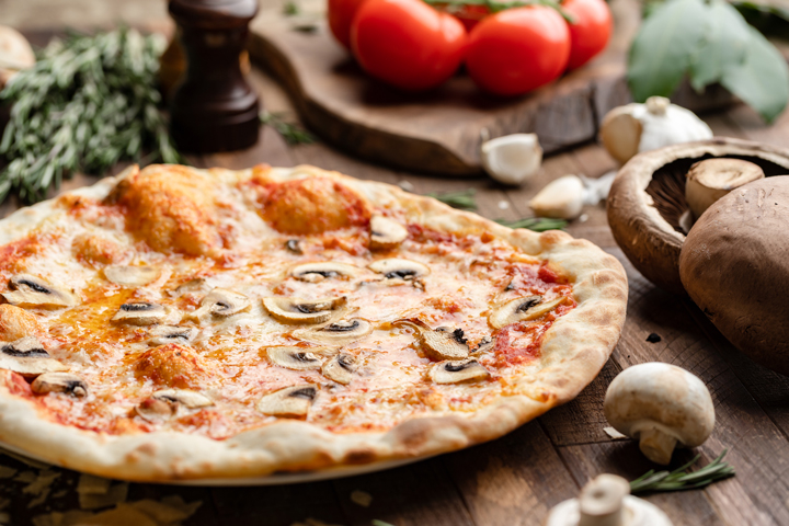 Pizza Champignons - Cheval Blanc