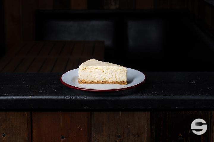New York Cheesecake - Cheval Blanc - Burger & Pizza