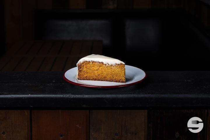 Jane's Carrotcake - Cheval Blanc - Burger & Pizza