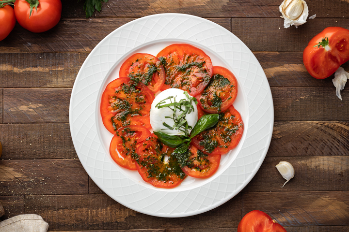 Mozzarella di Bufala, tomates, basilic - Cheval Blanc