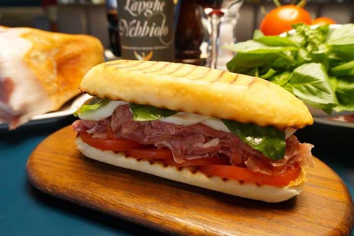 Panini Capuano - Capocaccia